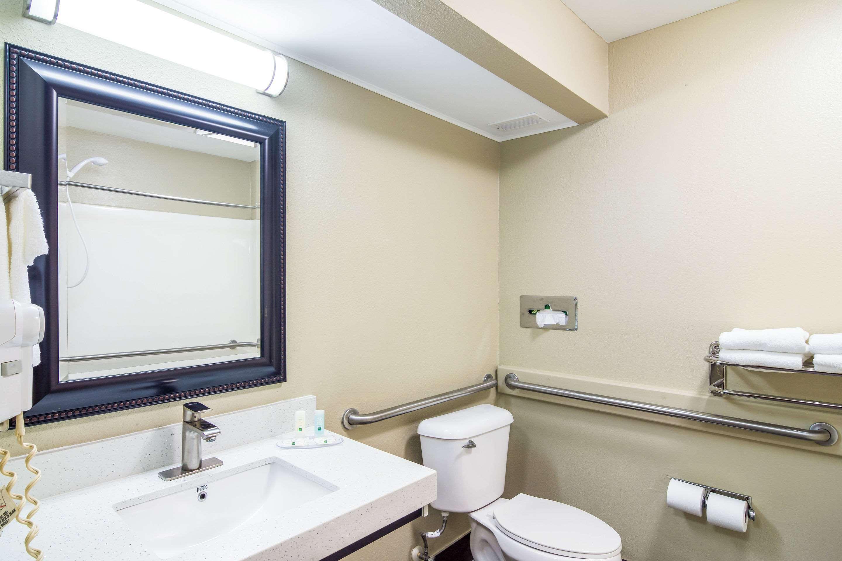 Quality Inn & Suites Canton, Ga Zewnętrze zdjęcie